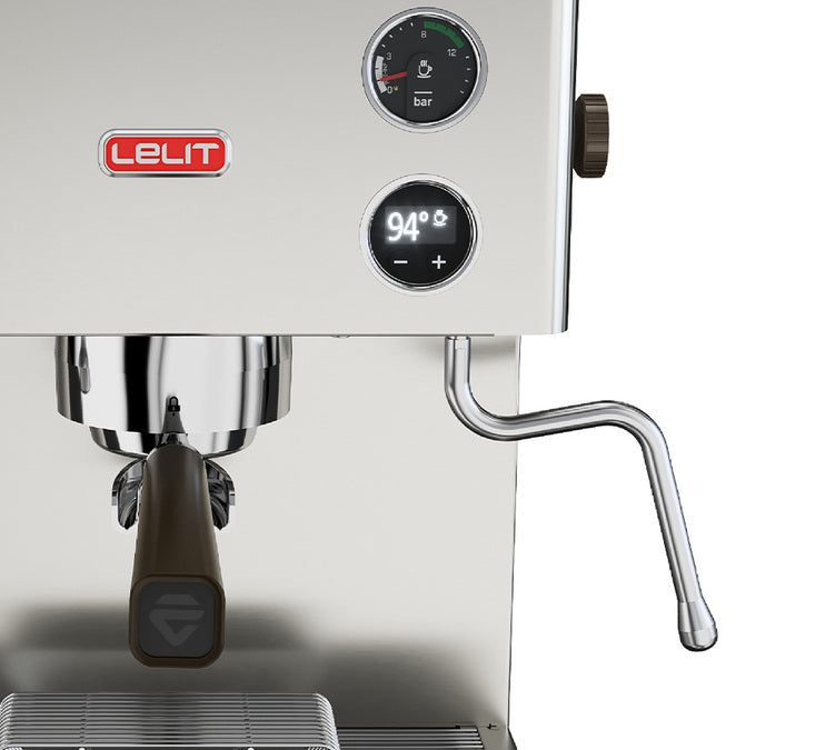 Lelit Elizabeth espresso machine steam wand